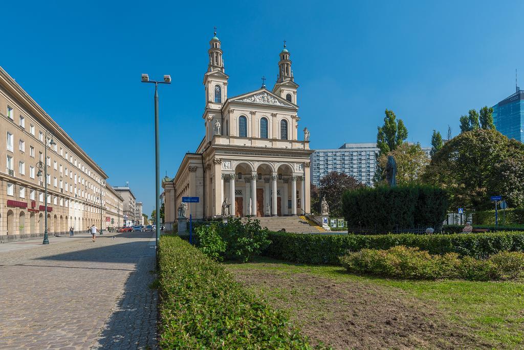 Plac Bankowy Serviced Apartments Warschau Exterior foto