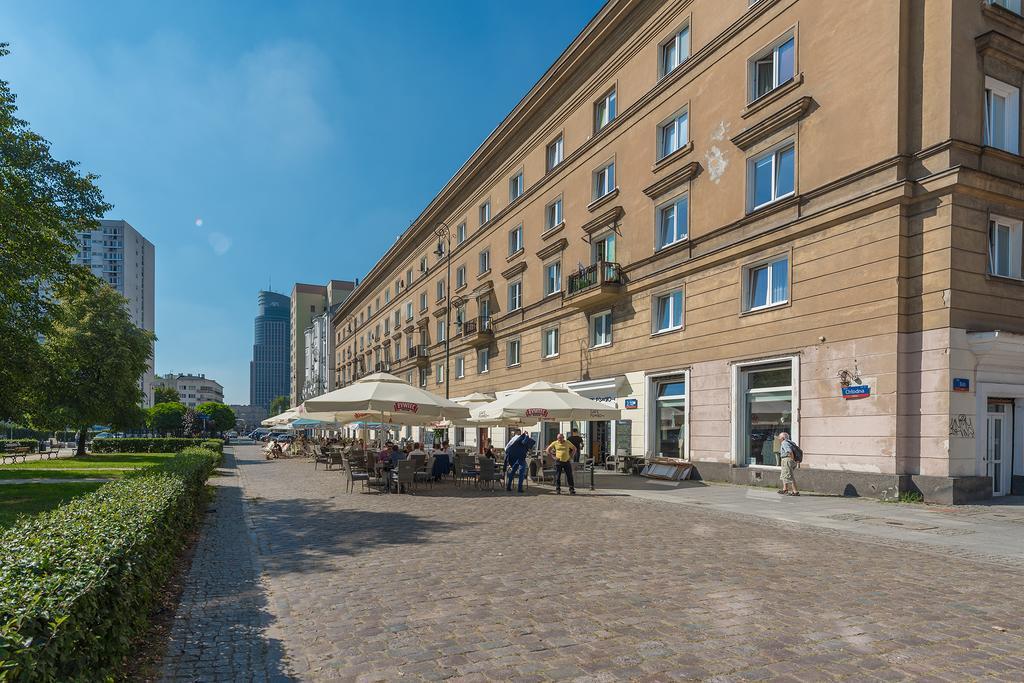 Plac Bankowy Serviced Apartments Warschau Exterior foto