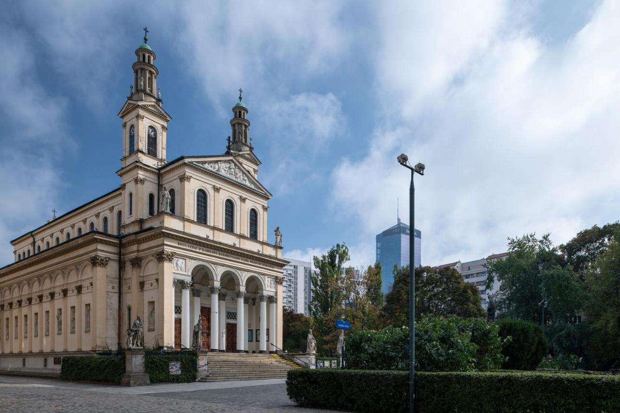 Plac Bankowy Serviced Apartments Warschau Exterior foto