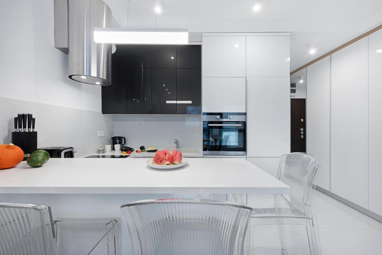 Plac Bankowy Serviced Apartments Warschau Exterior foto